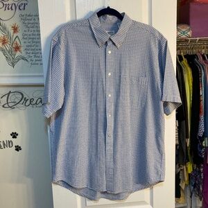 MENS IZOD COMFORT SHIRT (NWOT)